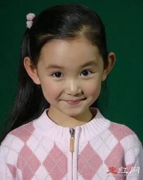 蒋依依个人资料简介小时候照片