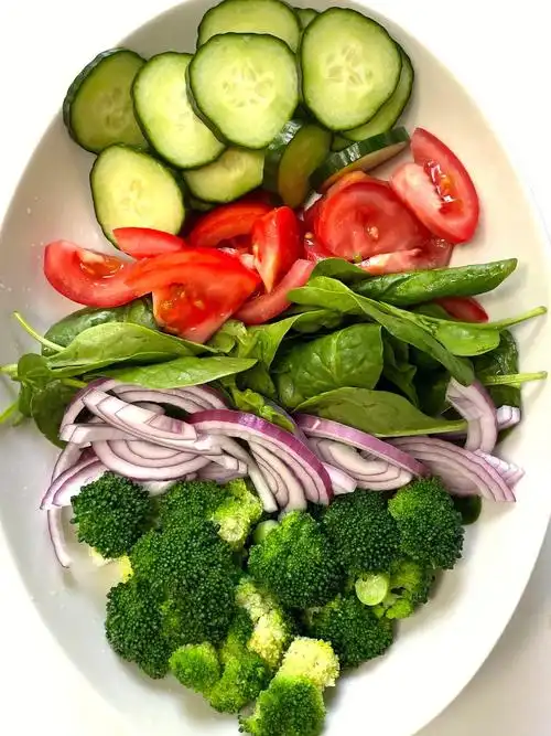 清凉爽口的蔬菜沙拉01