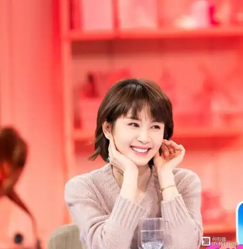 王子文新造型意外走"红",剪款短发大妈变少女显高10cm,美爆了