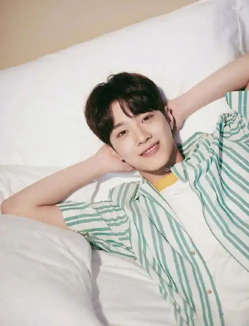 赖冠霖相关图片