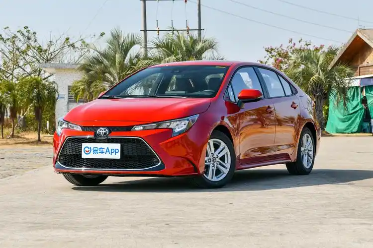 2021款雷凌15lcvt豪华版