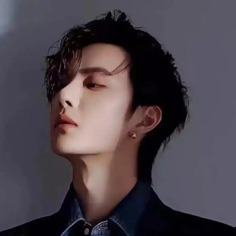 王一博超帅头像合集|高冷与可爱兼备!