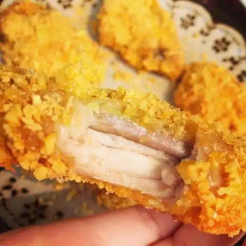 掌勺阿喜做的面包糠炸鸡翅