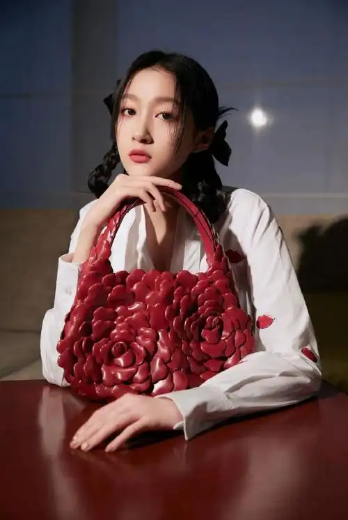 关晓彤的显眼包##这届年轻人也太会跨年了