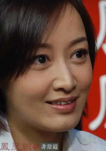 赵子琪赵琳做客凤凰网非常道现场图集