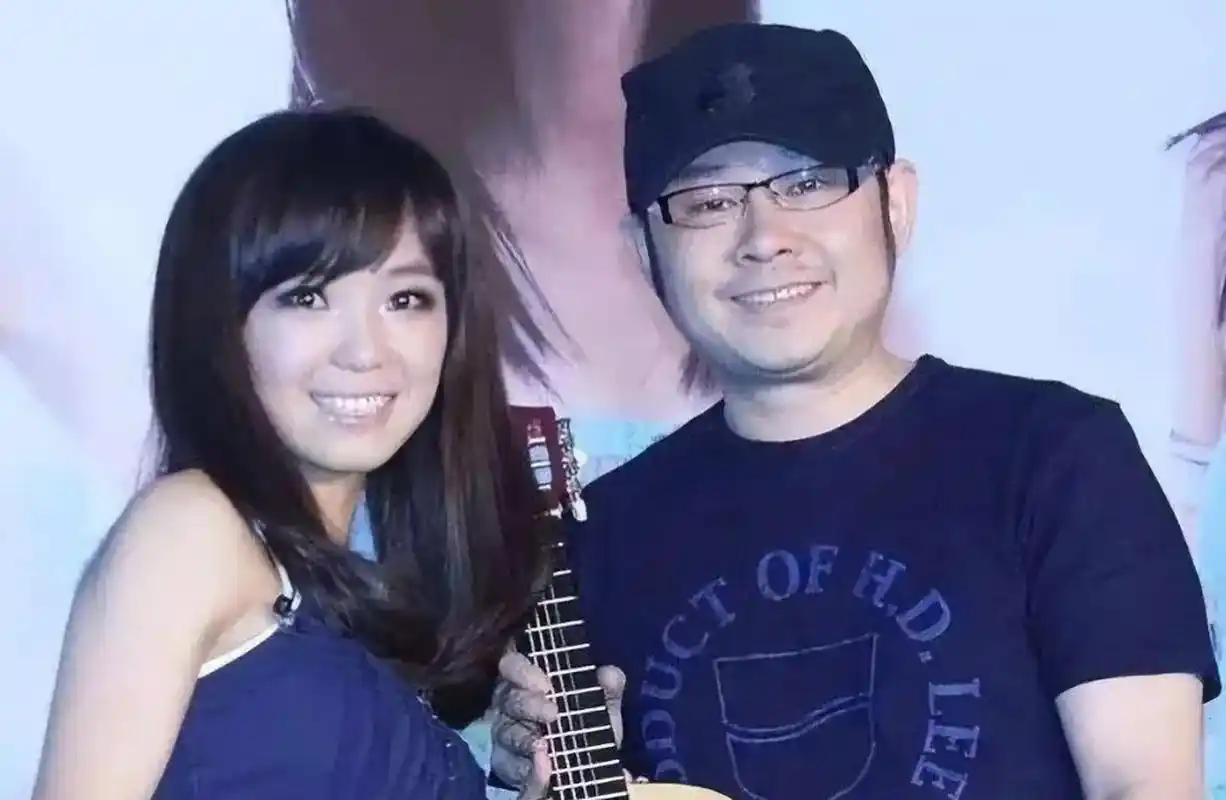 1991年,刀郎的妻子生了一个女儿,然而,就在女儿出生40天后,妻子杨娜不