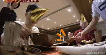 流口水 喷饭 腹肌,还有什么是这个综艺做不到的呢?