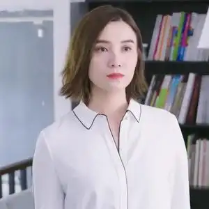 21春装新款小舍得宋佳南俪同款白色衬衫显瘦百搭喇叭袖白领上衣女