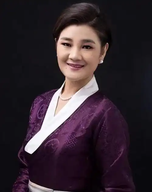 降央卓玛谈家庭片段自爆倒追老公过程大方承认自己是外貌协会