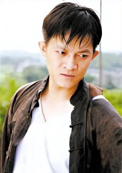 演员杨志刚演戏面瘫还结巴却被强捧13年背后有何隐情