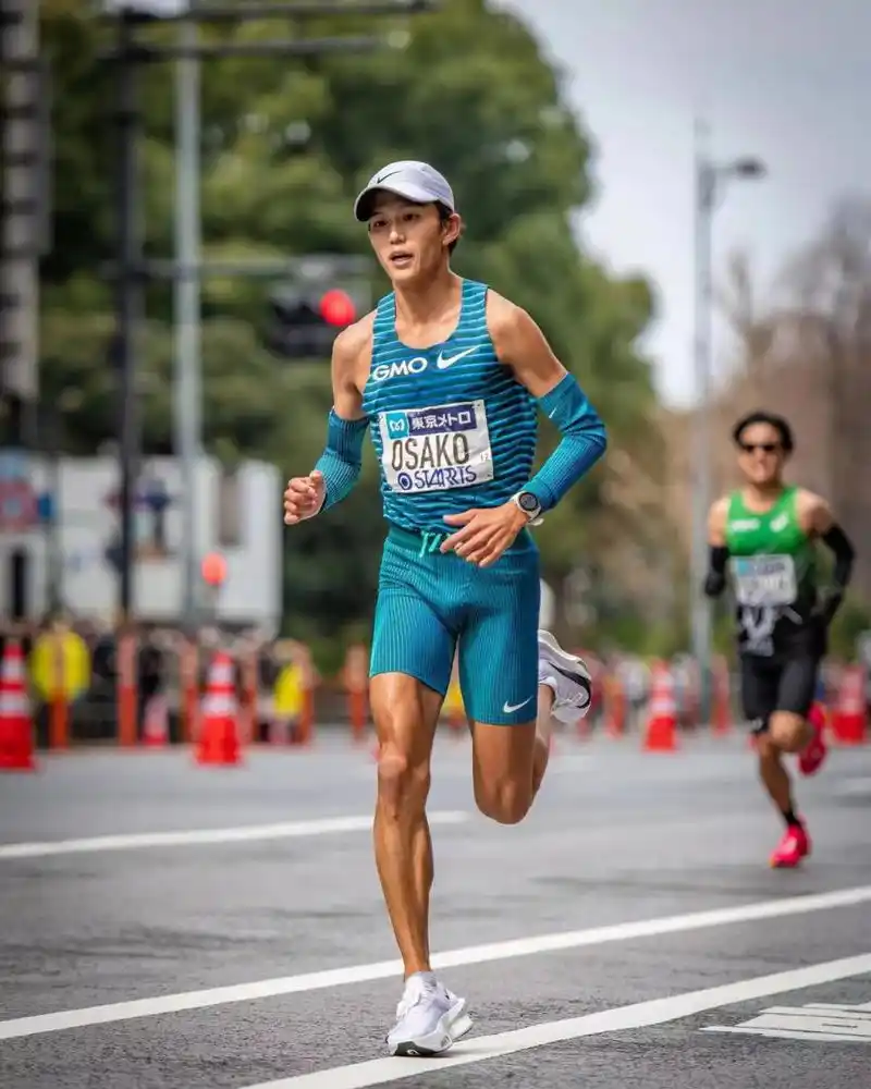 东京马拉松 | 大迫杰 大迫杰在今天的东京马拉松 跑出日本人第三 顺利