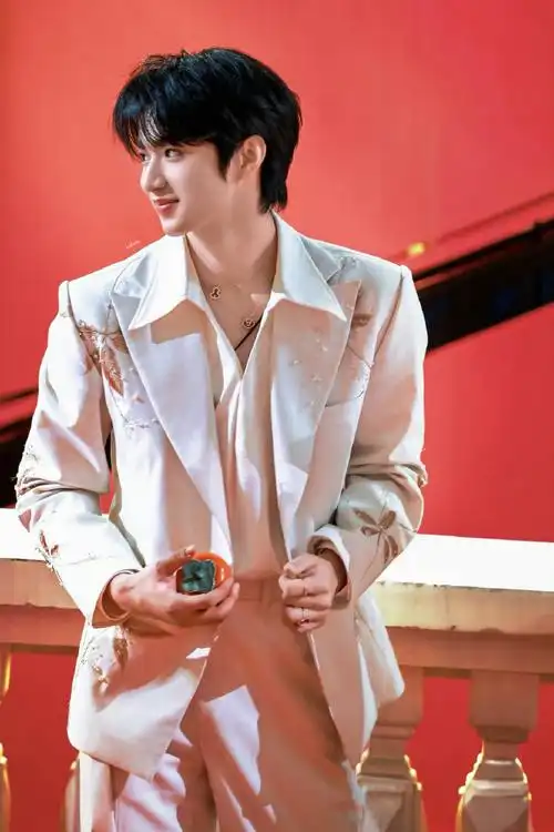 宝宝最棒!宝宝最帅!@时代少年团-刘耀文#刘耀文##青年演员刘耀文