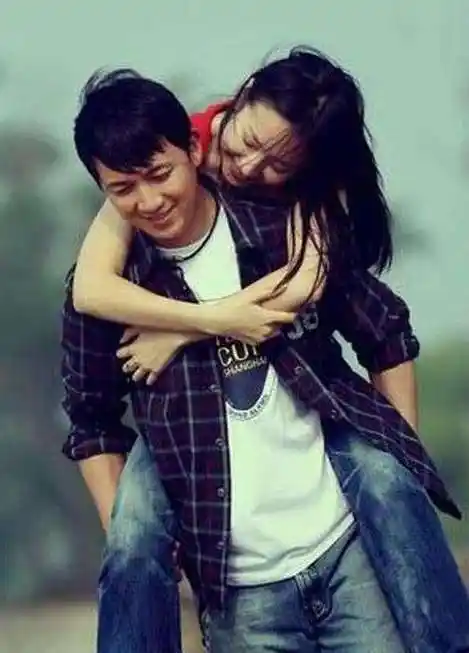 董洁的老公(董洁的老公是谁结婚照)