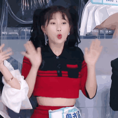 虞书欣把她的私服告诉我了,真的超级好看!