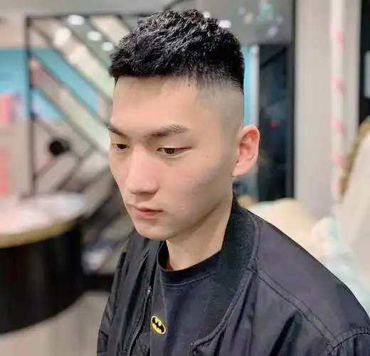 飞机头好看吗瓜子头小飞机最好看的超短飞机头男生短发精神帅气发型