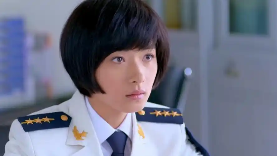 天生要完美:得知小伙要当家教,长官竟想搞事,他有何目的