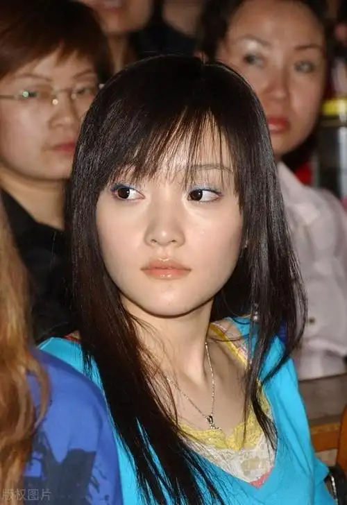 李小璐:曾是花季少女的她,犹如鲜花怒放!最完美的蜕变