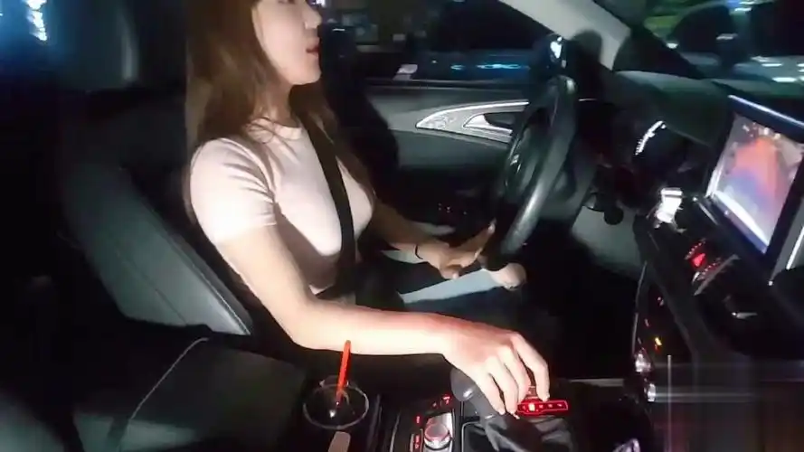 第一次开车是什么感觉?老司机意外搞笑的说,你以后会懂的