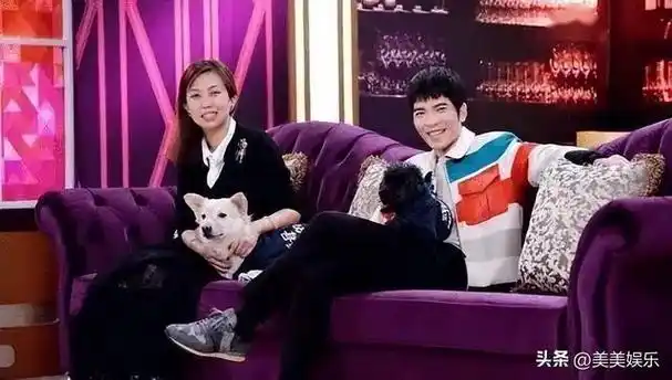 李现绯闻女友和粉丝撕上热搜带球上位离异带娃假富二代