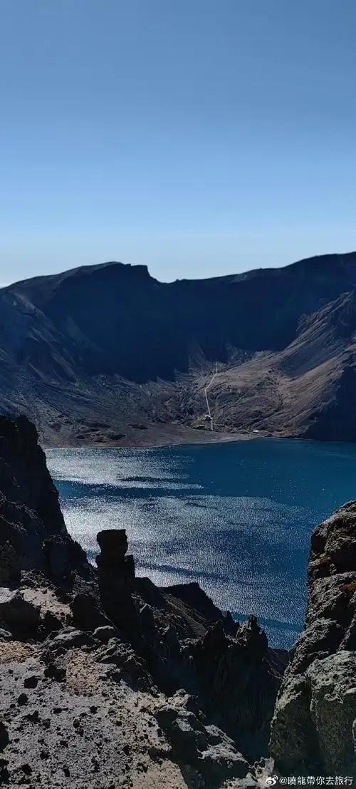 看长白山天池全貌需要多少好运##网络志愿者·晓龙和您聊公益##晓龙