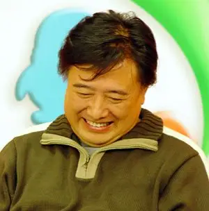 ··刘晓庆的第二位男人,当然就是电影导演陈国军!