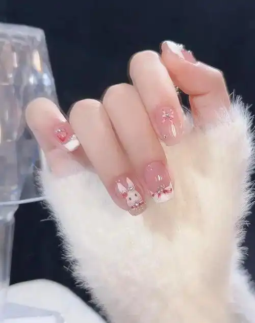 美甲样式分类名称,美甲的款式分类(2023年必做的50款"新年开运"美甲)