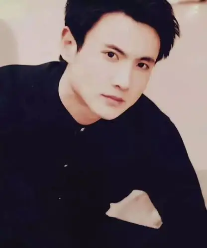 沈腾胖成这样了?网友:莫名像贾玲呢.