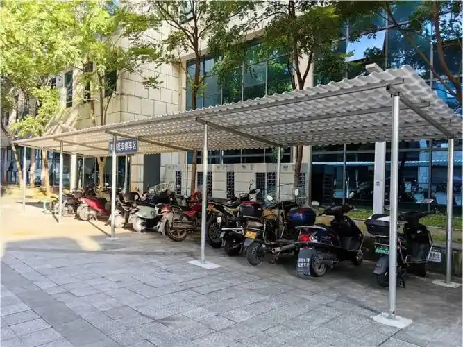 郴产投资产公司将结合园区配套要求,增设充电桩,对电动车停车棚升级