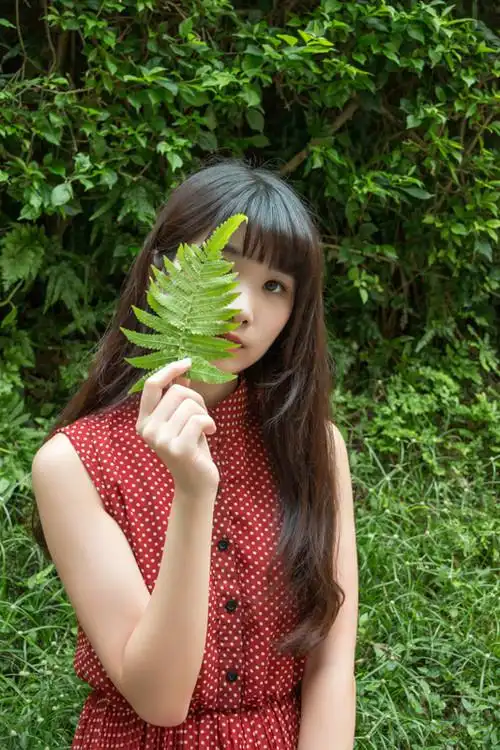 格子裙少女小清新女生图片