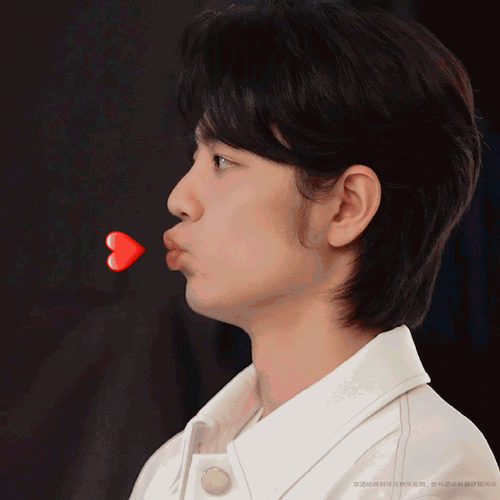 肖战又嘟嘴#肖战嘟嘟嘴合集更新!