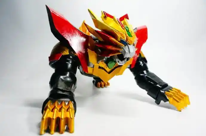 盘点铠甲勇士中四大最炫酷的铠兽!你觉得哪个最帅?