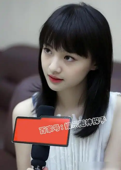 郑爽18岁时的照片被修复网友那时太好看了