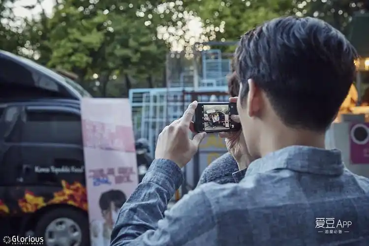 [池昌旭][分享]170712 留下《奇怪的搭档》最灿烂的花絮照 该剧即将