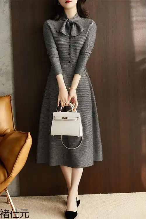 春季2021新款赫本风气质优雅蝴蝶结装饰收腰显瘦韩版时尚百搭裙子女装