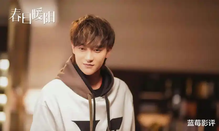 黄子韬新剧开播就被一星刷屏网友:剧情悬浮演员演技浮夸!