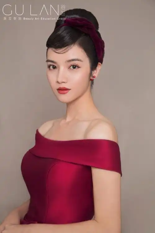 高贵复古晚宴妆