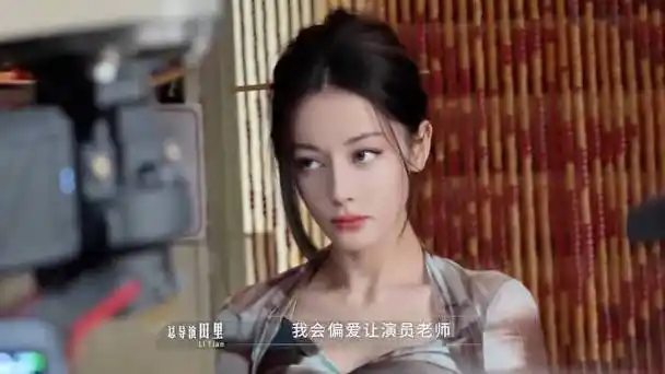 迪丽热巴新剧赶上两班倒了##陈星旭说迪丽热巴特别敬业