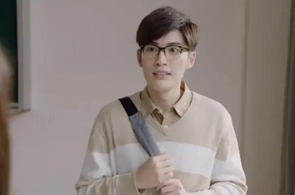 亲爱的热爱的郑辉真的喜欢佟年吗