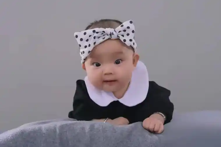 宝宝百天照 我家小侄女颖宝百天了,姑姑祝你健康快乐长大,# - 抖音