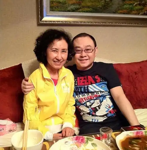 刀郎的前妻杨娜生下女儿40天便跑路32年过去了她可曾后悔过