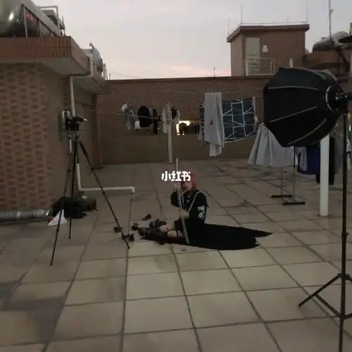 在自家天台怎么拍暗黑风格照片