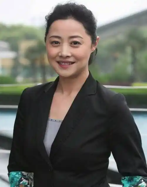 正文:演员刘蓓,在中国戏剧和影视界已是一个响亮的名字.