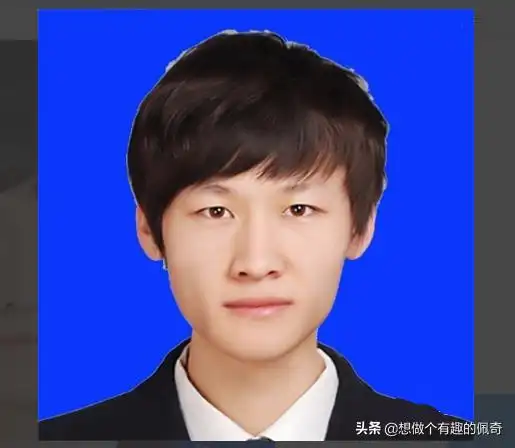 照片底色怎么改成蓝色ps怎么把照片背景换成蓝色