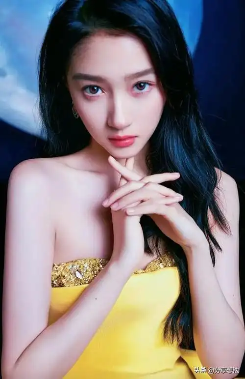 关晓彤明星壁纸52