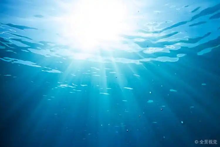太阳_阳光_海洋_水_水下_发光_表面_图片素材