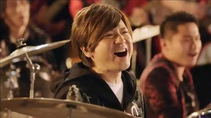 缝纫机乐队叶世荣和黄贯中惊喜客串回忆瞬间扑面而来看到热血沸腾