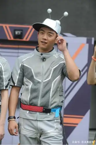 《奔跑吧兄弟》冲出来的小猎豹郑恺从小演员到一线一哥挺不容易!