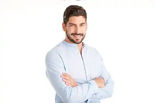 站立,男人,手臂,男青年,双臂交叉,隔绝,白色背景,留白