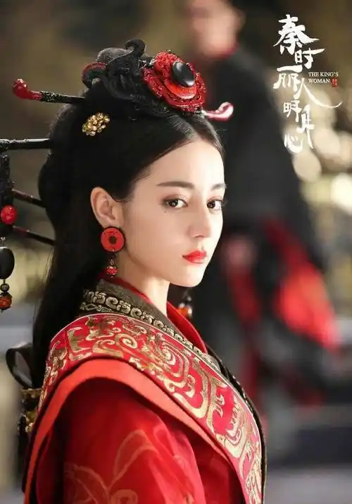 迪丽热巴的红衣古装造型,白凤九,烈如歌,狐妖小红娘,都好美啊_红色