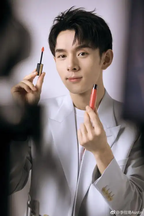 李佳琦淘宝店铺叫什么(李佳琦淘宝店铺名称叫什么)